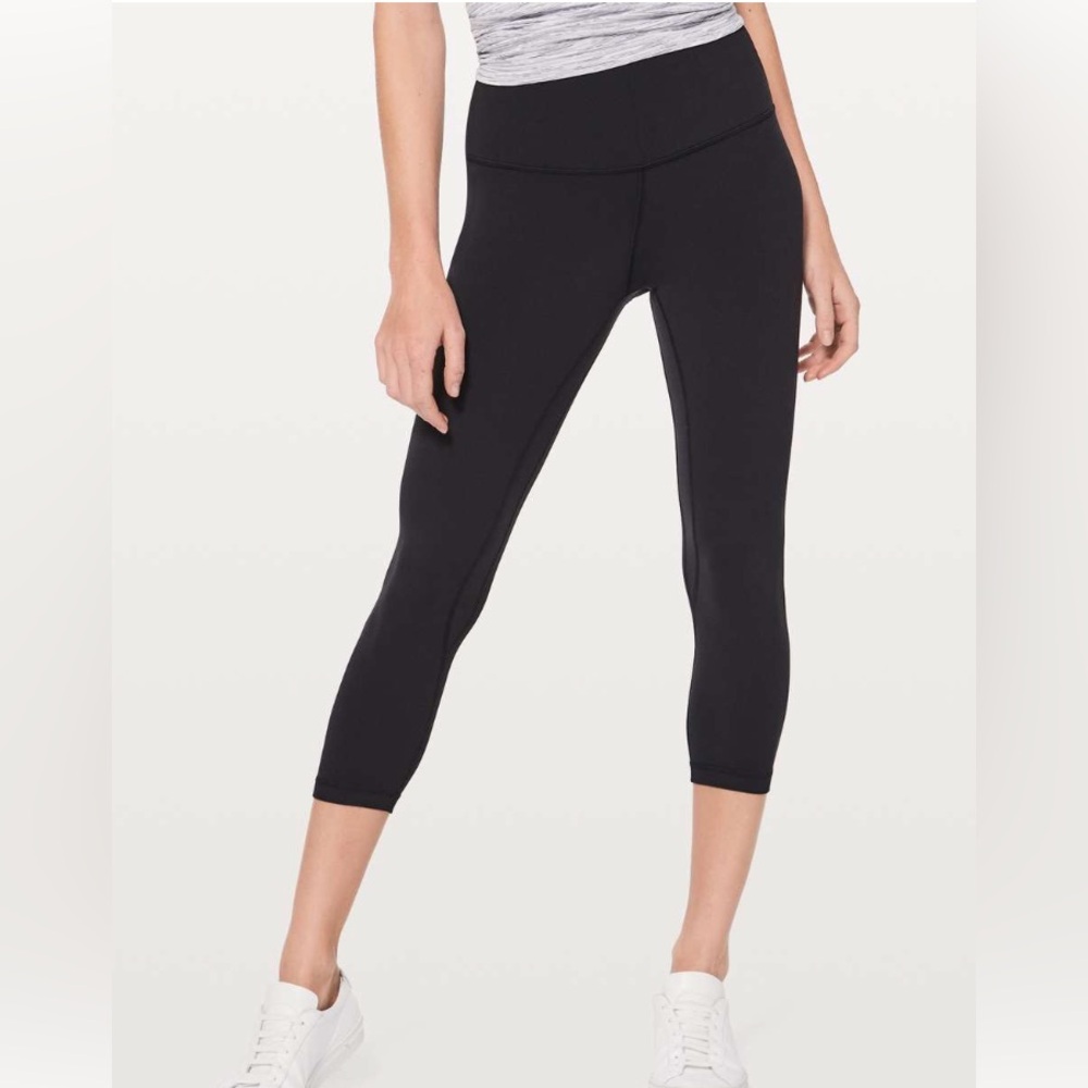 Lululemon Align 21" Crop Black Size 12